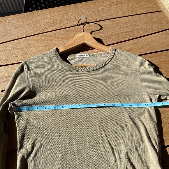 Buck Mason Burnt Olive Venice Wash Pima L/S Boxy Crew - XS women - Picture 10 of 10